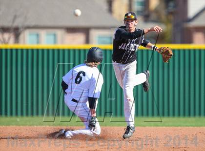 Thumbnail 2 in Byron Nelson vs Denison (North Texas Classic) photogallery.