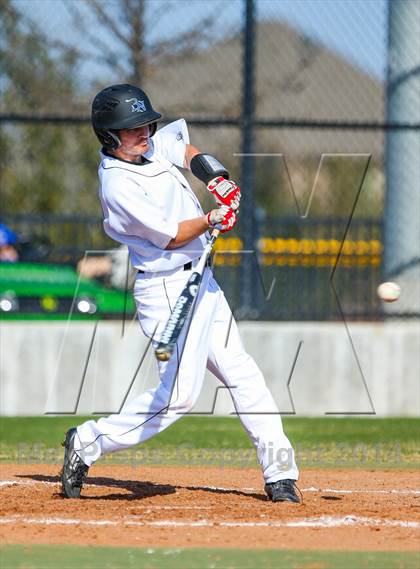 Thumbnail 3 in Byron Nelson vs Denison (North Texas Classic) photogallery.