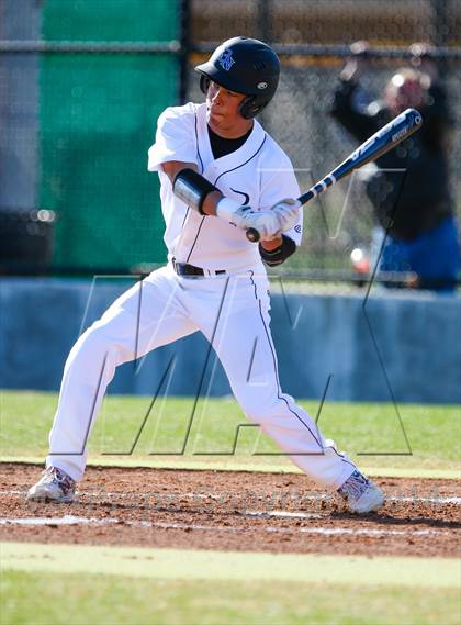 Thumbnail 2 in Byron Nelson vs Denison (North Texas Classic) photogallery.