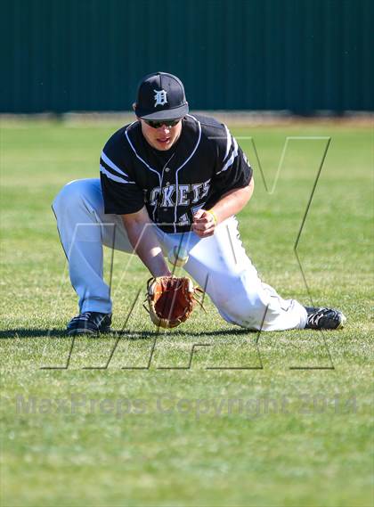 Thumbnail 3 in Byron Nelson vs Denison (North Texas Classic) photogallery.
