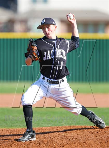 Thumbnail 1 in Byron Nelson vs Denison (North Texas Classic) photogallery.