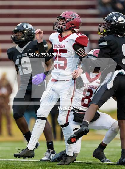 Thumbnail 2 in Bamberg-Ehrhardt vs. Lamar (SCHSL 1A Final) photogallery.