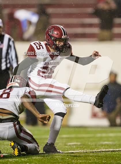 Thumbnail 3 in Bamberg-Ehrhardt vs. Lamar (SCHSL 1A Final) photogallery.