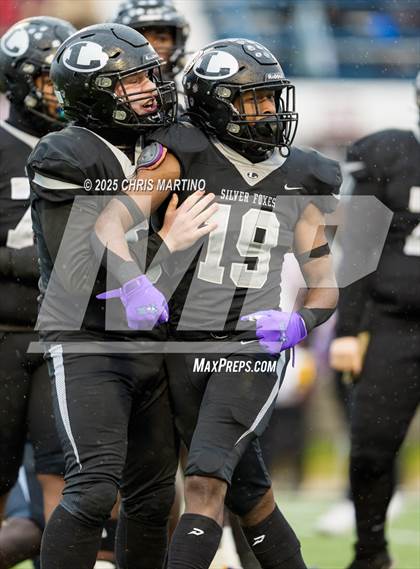 Thumbnail 3 in Bamberg-Ehrhardt vs. Lamar (SCHSL 1A Final) photogallery.