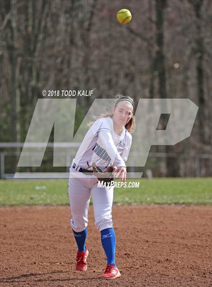 Thumbnail 2 in Avon @ Glastonbury photogallery.
