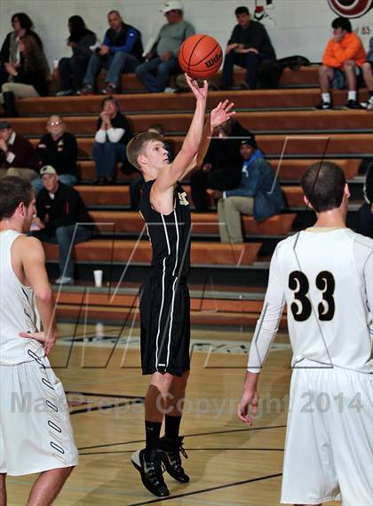 Thumbnail 1 in David Crockett vs Stone Memorial (Renasant Bank Christmas Tournament) photogallery.