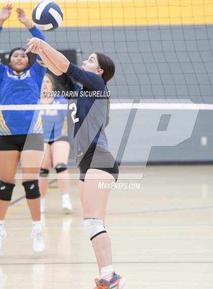 Thumbnail 1 in Fort Thomas vs Benjamin Franklin (Epic Tourneys Volleyball Invite) photogallery.