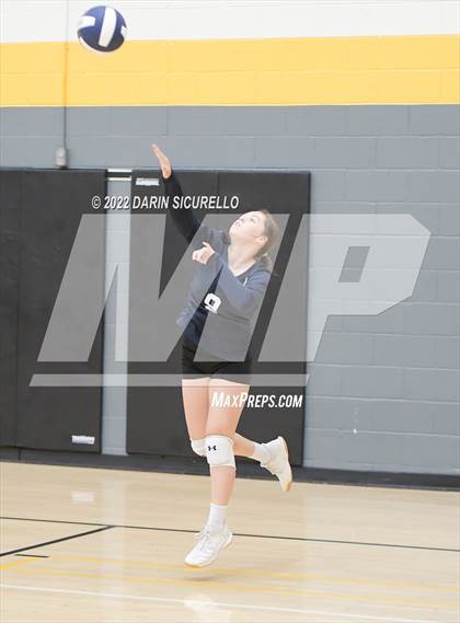 Thumbnail 3 in Fort Thomas vs Benjamin Franklin (Epic Tourneys Volleyball Invite) photogallery.