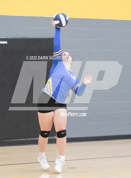 Thumbnail 2 in Fort Thomas vs Benjamin Franklin (Epic Tourneys Volleyball Invite) photogallery.