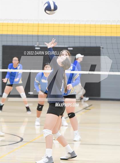 Thumbnail 2 in Fort Thomas vs Benjamin Franklin (Epic Tourneys Volleyball Invite) photogallery.