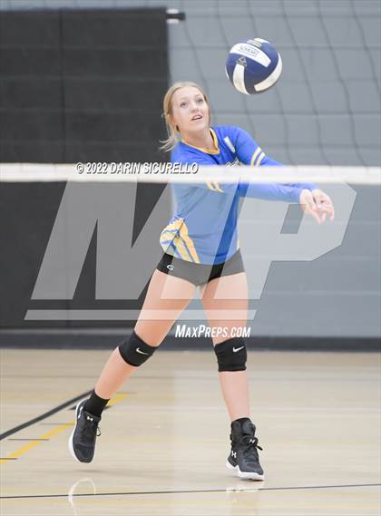 Thumbnail 2 in Fort Thomas vs Benjamin Franklin (Epic Tourneys Volleyball Invite) photogallery.