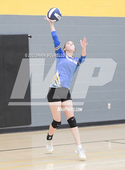Thumbnail 3 in Fort Thomas vs Benjamin Franklin (Epic Tourneys Volleyball Invite) photogallery.