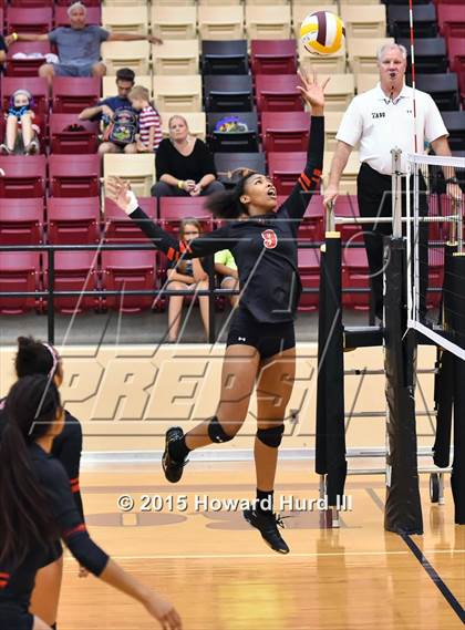 Thumbnail 1 in Cedar Hill vs Saginaw (EMS-ISD Tournament) photogallery.