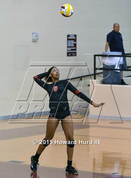 Thumbnail 2 in Cedar Hill vs Saginaw (EMS-ISD Tournament) photogallery.