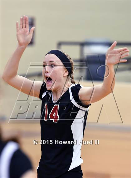 Thumbnail 1 in Cedar Hill vs Saginaw (EMS-ISD Tournament) photogallery.