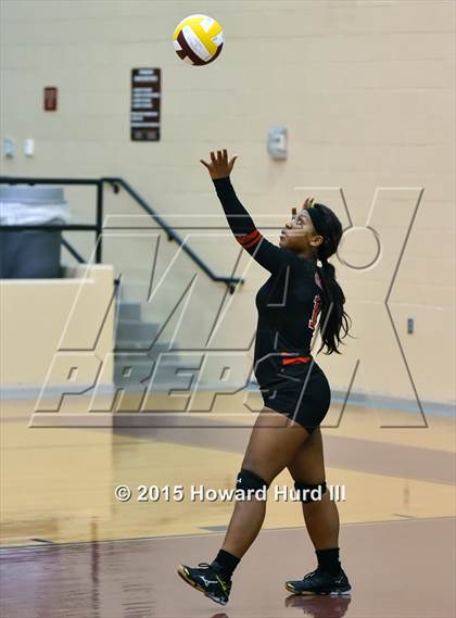 Thumbnail 1 in Cedar Hill vs Saginaw (EMS-ISD Tournament) photogallery.
