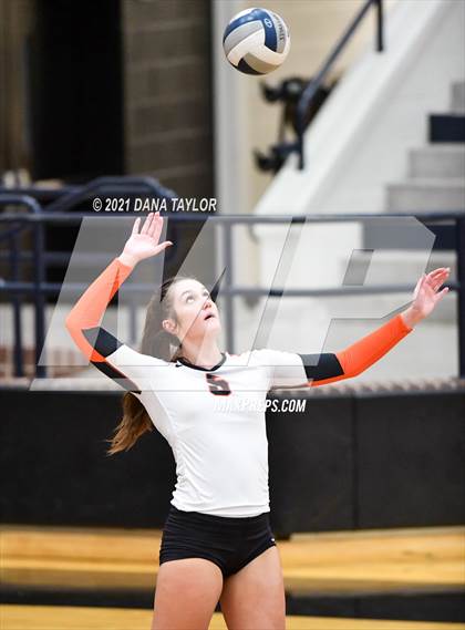 Thumbnail 2 in Springtown @ Aledo photogallery.