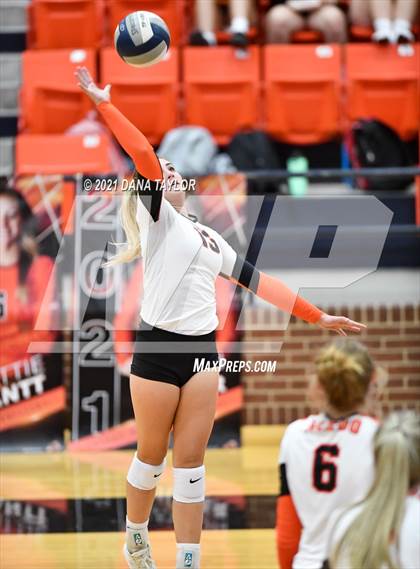 Thumbnail 3 in Springtown @ Aledo photogallery.