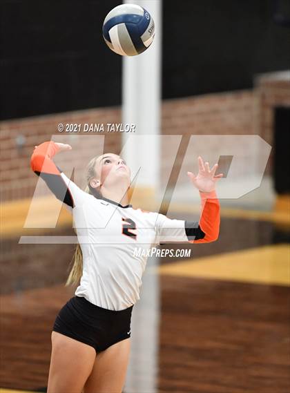Thumbnail 2 in Springtown @ Aledo photogallery.