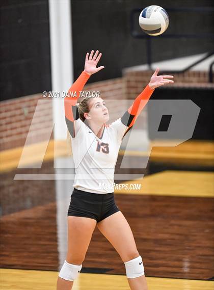 Thumbnail 3 in Springtown @ Aledo photogallery.