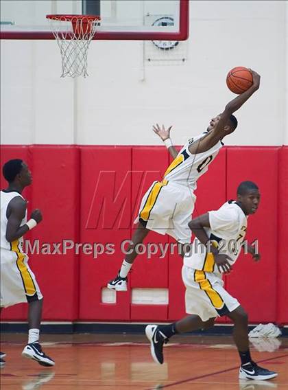 Thumbnail 2 in Wharton vs Lakewood (Northeast High School Christmas Tournament) photogallery.