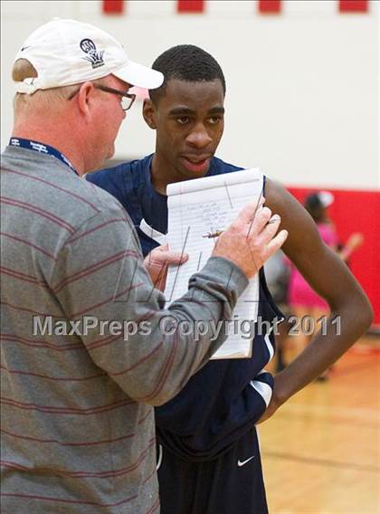 Thumbnail 1 in Wharton vs Lakewood (Northeast High School Christmas Tournament) photogallery.