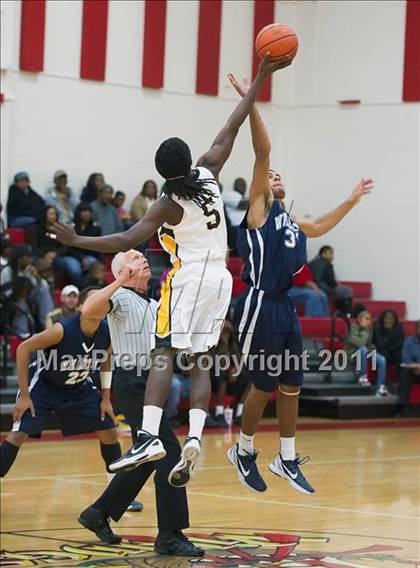 Thumbnail 3 in Wharton vs Lakewood (Northeast High School Christmas Tournament) photogallery.