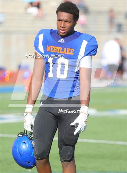 Thumbnail 1 in Westlake vs Salesian  photogallery.