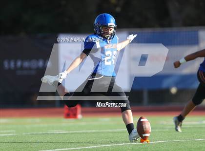 Thumbnail 3 in Westlake vs Salesian  photogallery.
