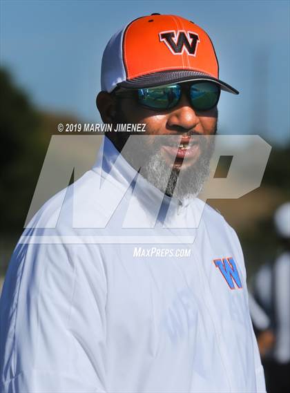Thumbnail 3 in Westlake vs Salesian  photogallery.