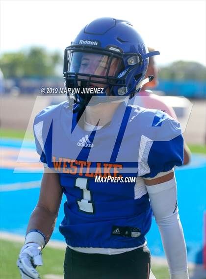 Thumbnail 2 in Westlake vs Salesian  photogallery.