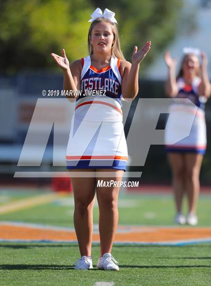 Thumbnail 3 in Westlake vs Salesian  photogallery.