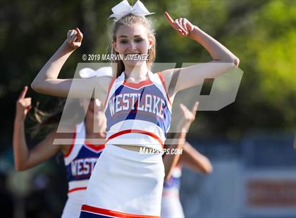 Thumbnail 3 in Westlake vs Salesian  photogallery.