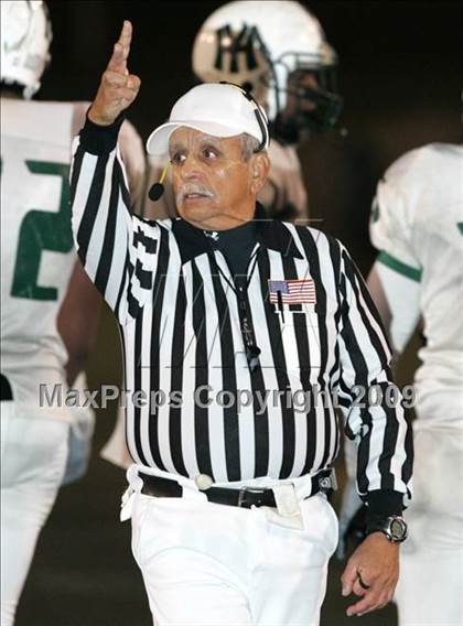 Thumbnail 3 in El Camino Real vs. Hamilton (CIF LA City Section D2 Final) photogallery.