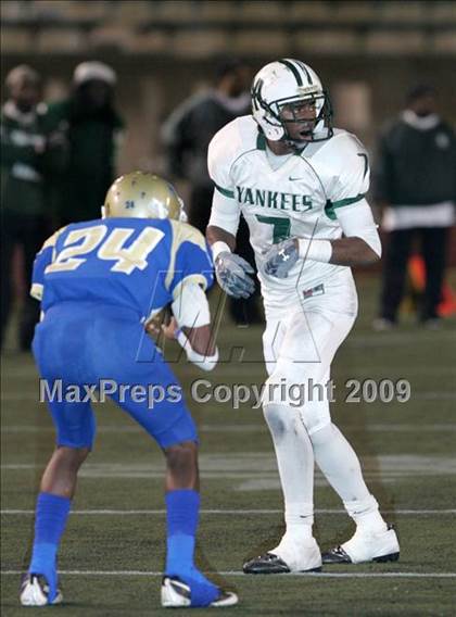 Thumbnail 1 in El Camino Real vs. Hamilton (CIF LA City Section D2 Final) photogallery.