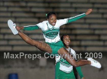 Thumbnail 2 in El Camino Real vs. Hamilton (CIF LA City Section D2 Final) photogallery.