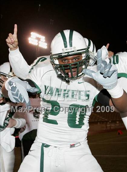Thumbnail 2 in El Camino Real vs. Hamilton (CIF LA City Section D2 Final) photogallery.