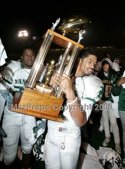 Thumbnail 3 in El Camino Real vs. Hamilton (CIF LA City Section D2 Final) photogallery.