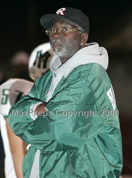 Thumbnail 1 in El Camino Real vs. Hamilton (CIF LA City Section D2 Final) photogallery.