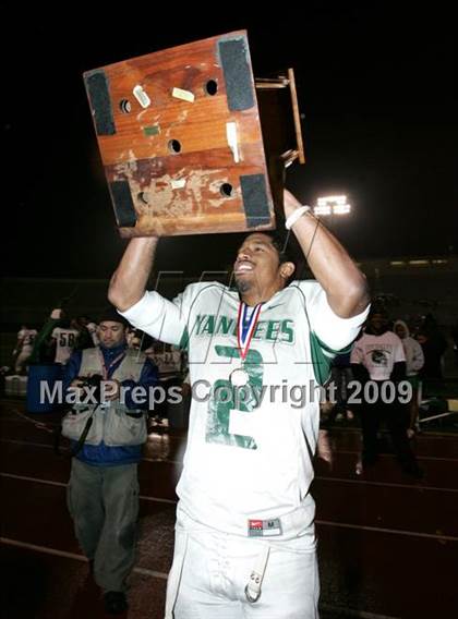 Thumbnail 1 in El Camino Real vs. Hamilton (CIF LA City Section D2 Final) photogallery.