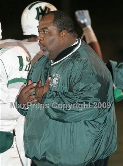 Thumbnail 1 in El Camino Real vs. Hamilton (CIF LA City Section D2 Final) photogallery.
