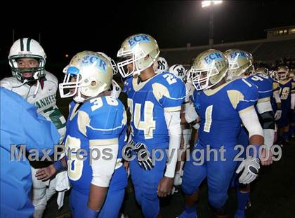Thumbnail 2 in El Camino Real vs. Hamilton (CIF LA City Section D2 Final) photogallery.