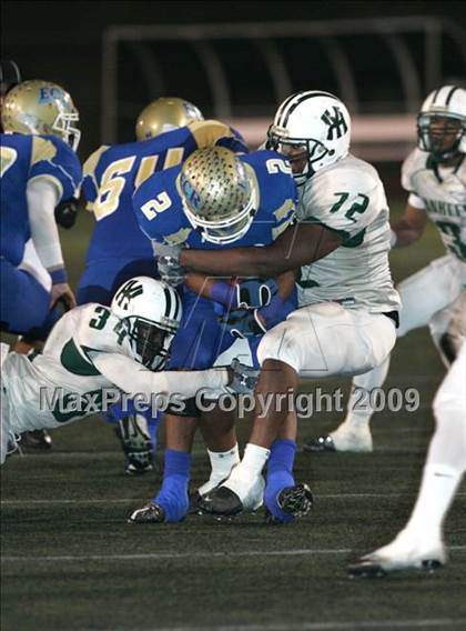 Thumbnail 2 in El Camino Real vs. Hamilton (CIF LA City Section D2 Final) photogallery.