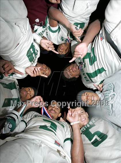 Thumbnail 2 in El Camino Real vs. Hamilton (CIF LA City Section D2 Final) photogallery.