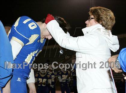 Thumbnail 2 in El Camino Real vs. Hamilton (CIF LA City Section D2 Final) photogallery.