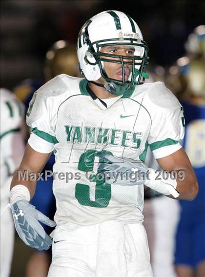 Thumbnail 2 in El Camino Real vs. Hamilton (CIF LA City Section D2 Final) photogallery.