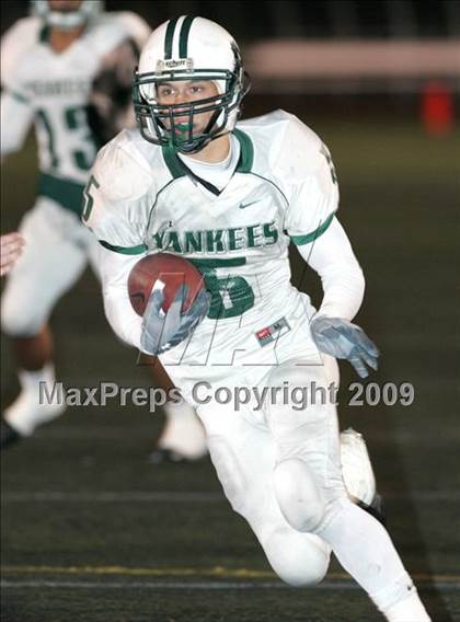 Thumbnail 2 in El Camino Real vs. Hamilton (CIF LA City Section D2 Final) photogallery.