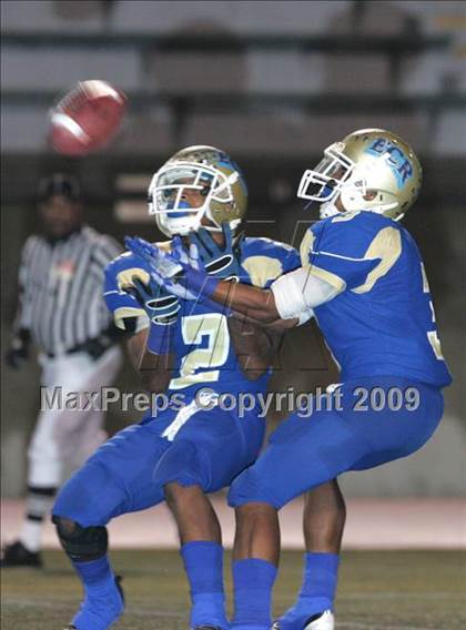 Thumbnail 3 in El Camino Real vs. Hamilton (CIF LA City Section D2 Final) photogallery.