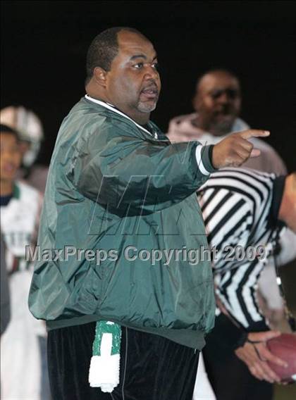 Thumbnail 1 in El Camino Real vs. Hamilton (CIF LA City Section D2 Final) photogallery.