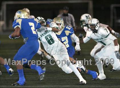 Thumbnail 2 in El Camino Real vs. Hamilton (CIF LA City Section D2 Final) photogallery.